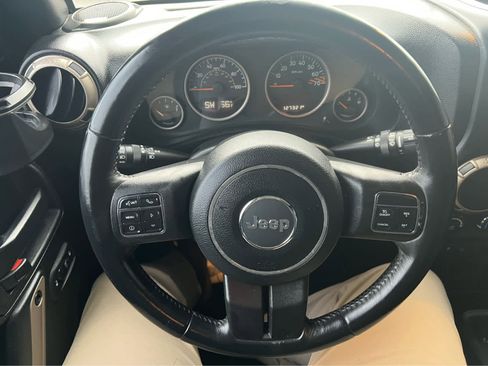 Used 2017 Jeep Wrangler 75th Anniversary image 20