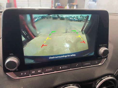 Certified 2024 Nissan Sentra SV FWD image 8