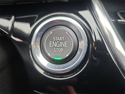 Used 2025 Chevrolet Trax RS w/ Driver Confidence Package image 16