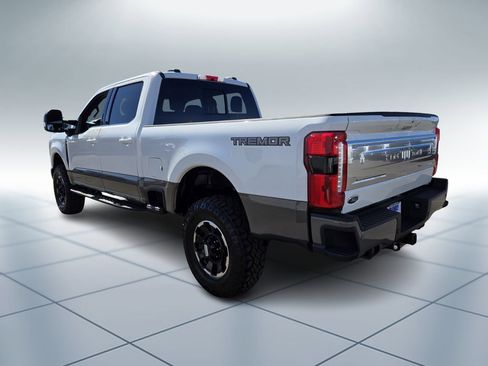New 2026 Ford F250 King Ranch w/ Tremor Off-Road Package image 4