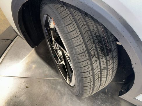 New 2025 Kia K4 EX image 11