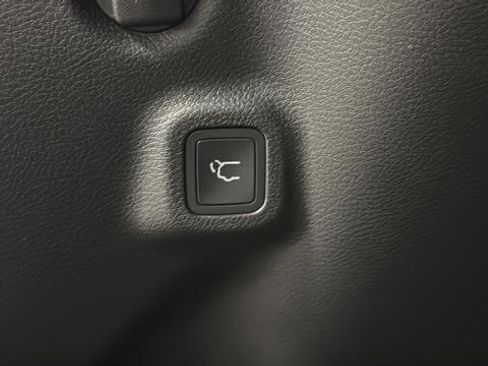 New 2026 Jeep Compass Latitude AWD/4WD image 28
