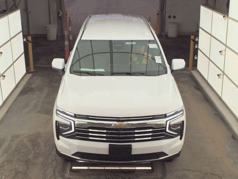 Used 2025 Chevrolet Tahoe LT image 2