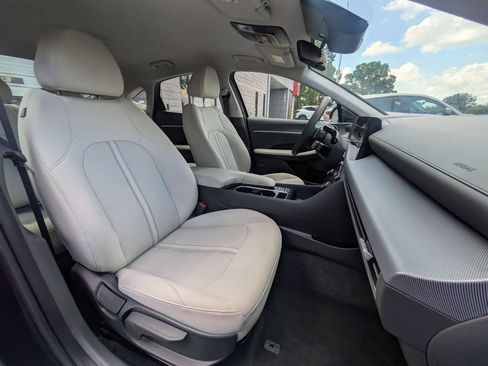 Used 2025 Hyundai Sonata SEL FWD image 29