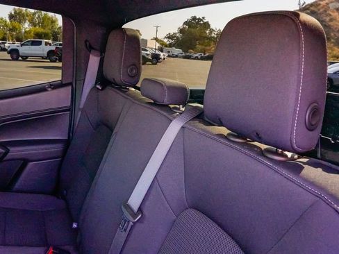Used 2023 Chevrolet Colorado LT RWD image 14