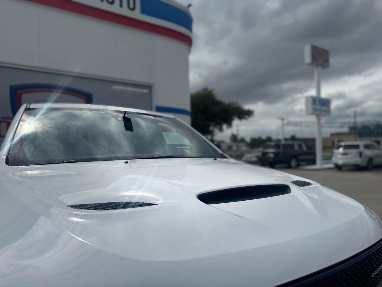 Used 2019 Dodge Durango R/T w/ Blacktop Package AWD/4WD image 11