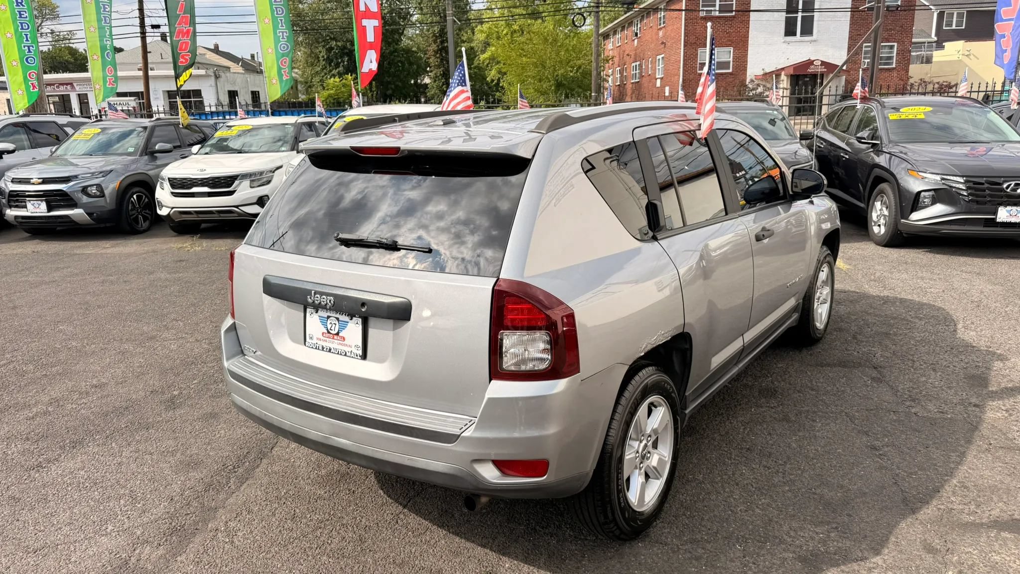 Used 2017 Jeep Compass Sport FWD image 7