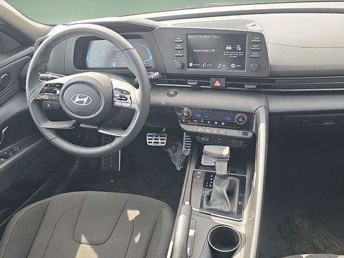 New 2026 Hyundai Elantra Sport FWD image 25