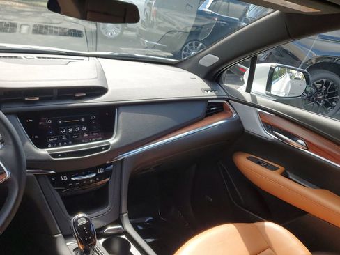 Certified 2024 Cadillac XT5 Premium Luxury image 20