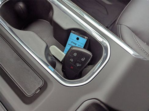 New 2026 GMC Sierra 1500 Elevation w/ Elevation Premium Package AWD/4WD image 12
