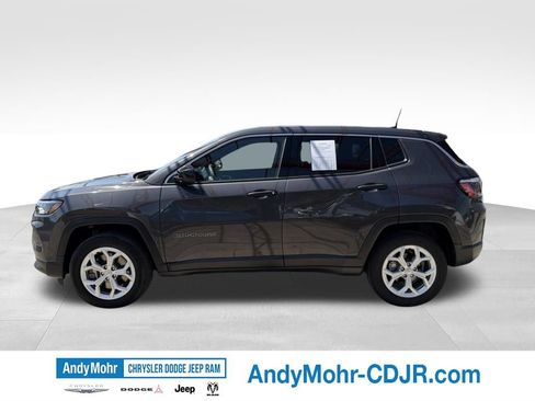 Used 2024 Jeep Compass Sport AWD/4WD image 4
