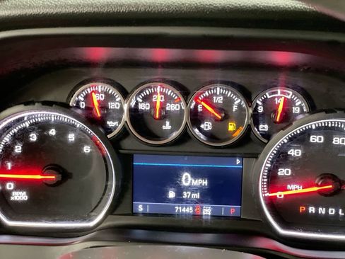 Used 2023 Chevrolet Silverado 2500 Custom w/ Custom Value Package image 12