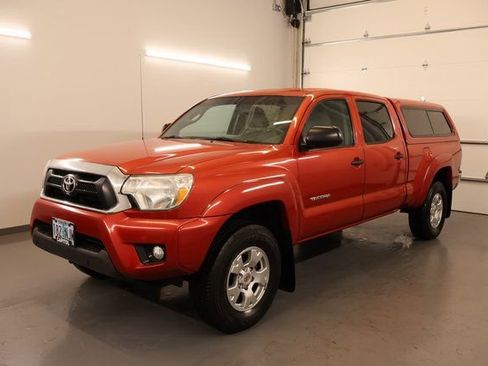 Used 2015 Toyota Tacoma PreRunner image 5