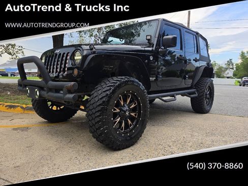 Used 2013 Jeep Wrangler Unlimited Sport AWD/4WD image 8