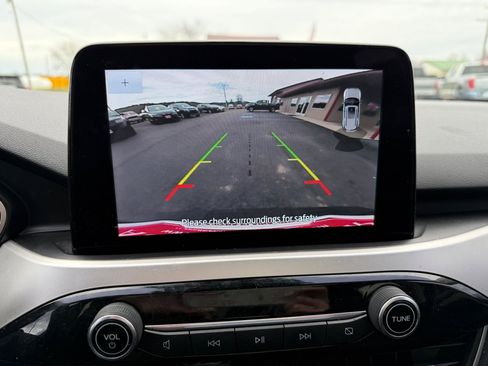 Used 2020 Ford Escape SEL image 17