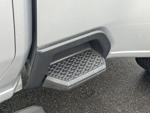 Used 2022 Chevrolet Silverado 3500 LT w/ Convenience Package image 28