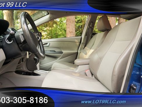 Used 2013 Honda Insight EX image 13