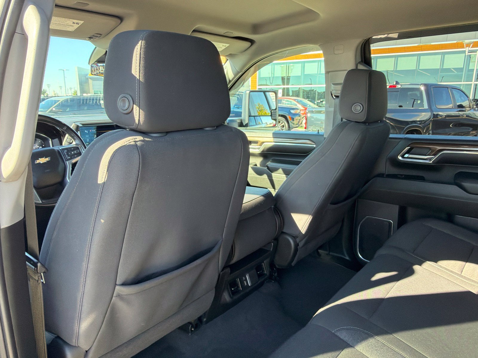 Used 2024 Chevrolet Silverado 2500 LT AWD/4WD image 16