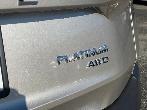 Certified 2023 Nissan Rogue Platinum FWD image 27