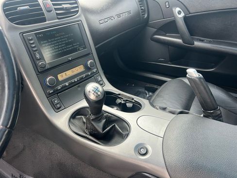 Used 2006 Chevrolet Corvette Coupe w/ Preferred Equipment Group image 34