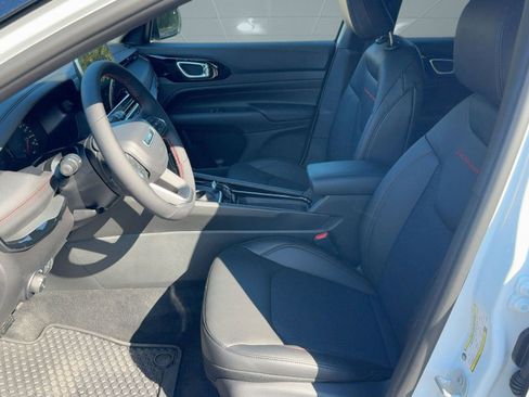 New 2026 Jeep Compass Trailhawk image 5