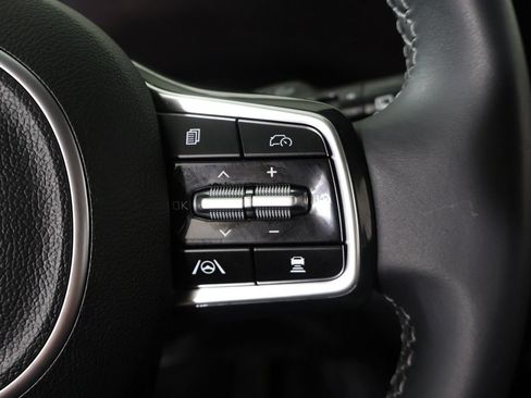 Used 2025 Kia Sorento S AWD/4WD image 45
