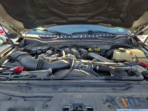 Used 2017 Ford F250 Lariat w/ Lariat Ultimate Package image 7