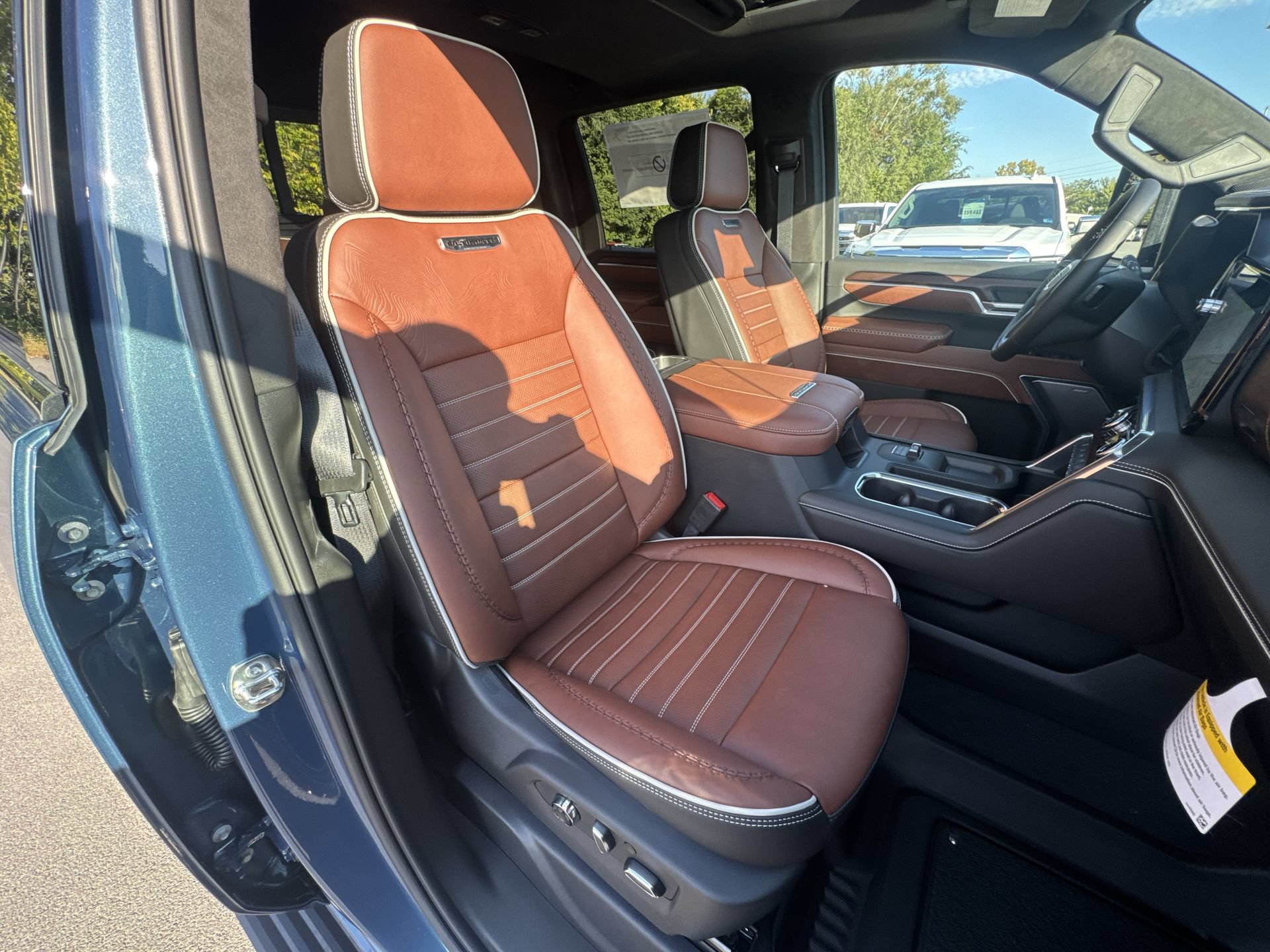 New 2026 GMC Sierra 2500 Denali Ultimate AWD/4WD image 26