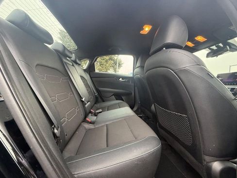 Used 2024 Kia Forte GT-Line image 10