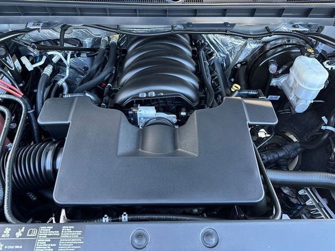 Certified 2018 Chevrolet Silverado 1500 LT w/ All Star Edition image 36