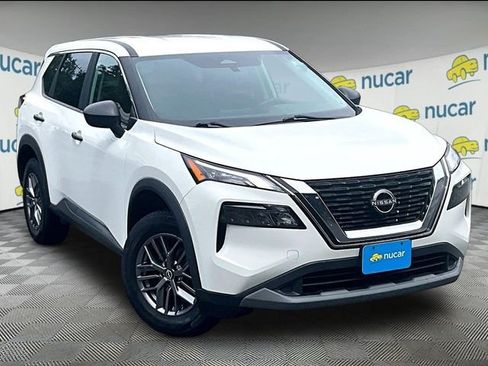 Used 2023 Nissan Rogue S AWD/4WD image 1