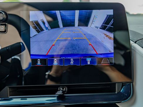 Used 2025 Chevrolet Corvette Stingray Preferred Cpe w/ Stealth Interior Trim Package RWD image 21