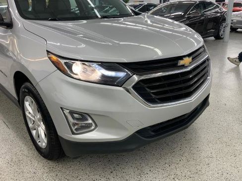 Used 2019 Chevrolet Equinox LS AWD/4WD image 37