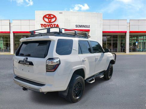 Used 2019 Toyota 4Runner TRD Off-Road Premium image 3