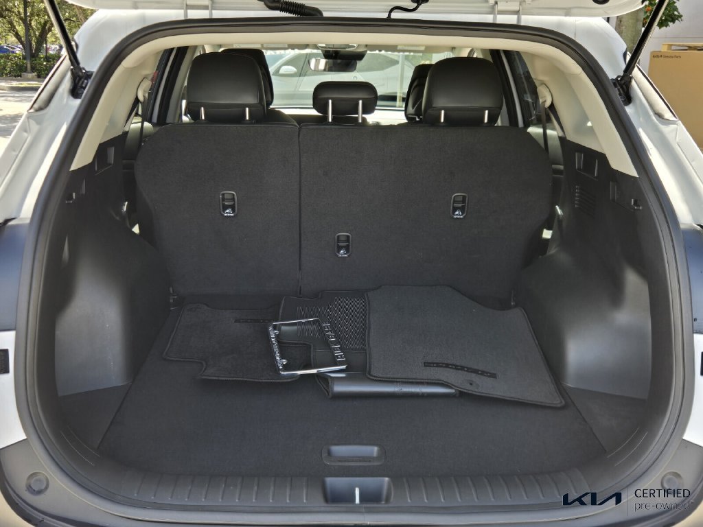 Certified 2024 Kia Sportage EX FWD image 14
