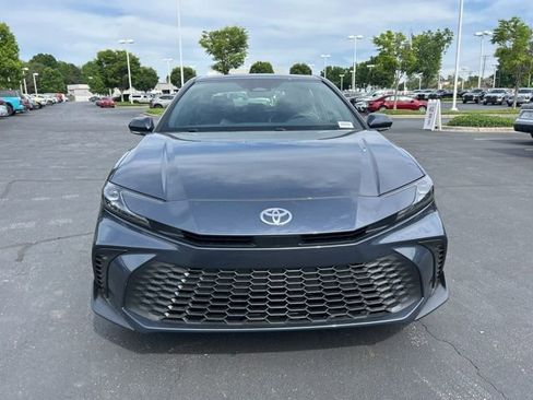 New 2026 Toyota Camry SE FWD image 2
