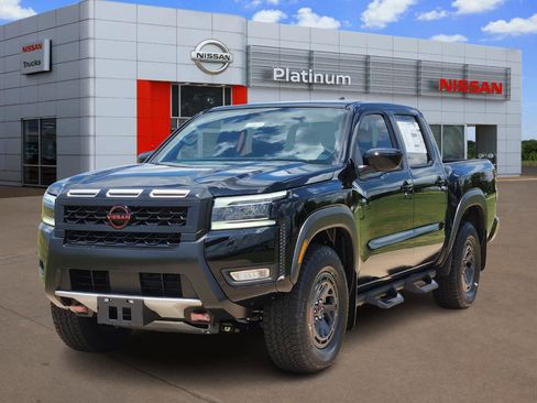 New 2025 Nissan Frontier PRO-4X image 2