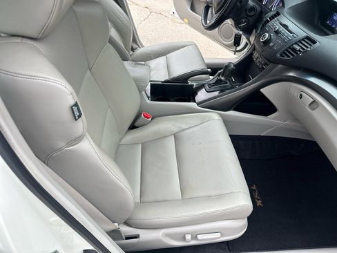 Used 2011 Acura TSX Sport Wagon image 22