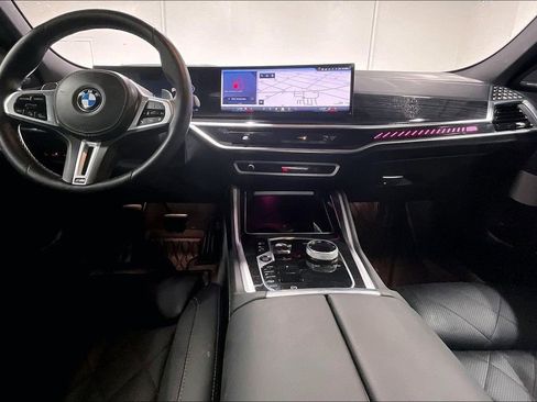 Used 2025 BMW X6 M60i AWD/4WD image 18