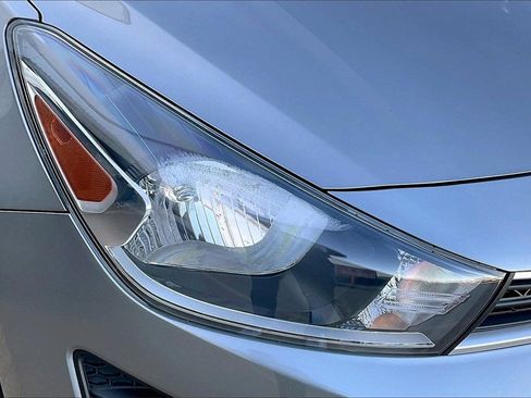 Certified 2021 Kia Rio S image 27