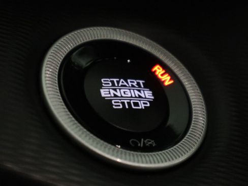 New 2025 Jeep Grand Cherokee L Altitude image 31