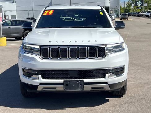 Certified 2024 Jeep Wagoneer Series II AWD/4WD image 9