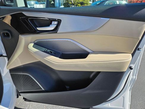 New 2026 Acura MDX SH-AWD image 13
