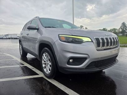 Used 2019 Jeep Cherokee Latitude w/ Cold Weather Group