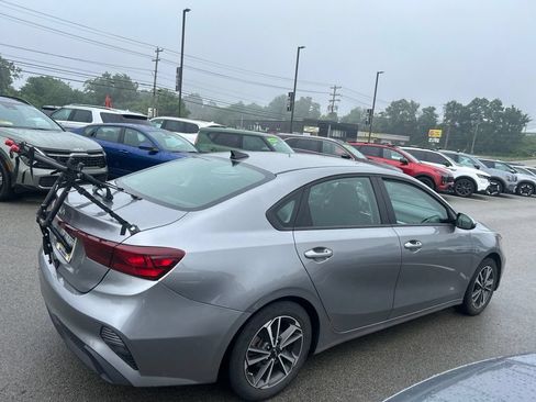 Certified 2024 Kia Forte LXS w/ LXS Technology Package FWD image 6