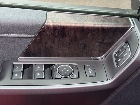 New 2025 Ford F350 Lariat w/ Black Appearance Package image 18