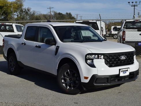 New 2026 Ford Maverick XLT image 3