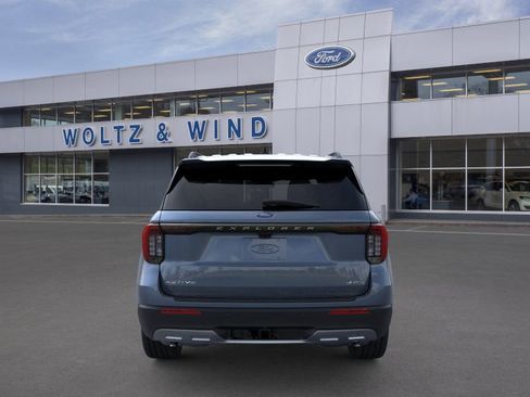 New 2025 Ford Explorer Active w/ Active Comfort Package image 5