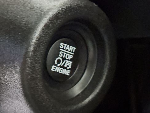 Used 2023 RAM ProMaster 2500 image 20