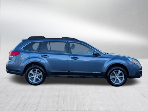 Used 2014 Subaru Outback 2.5i Limited w/ Moonroof Package image 8